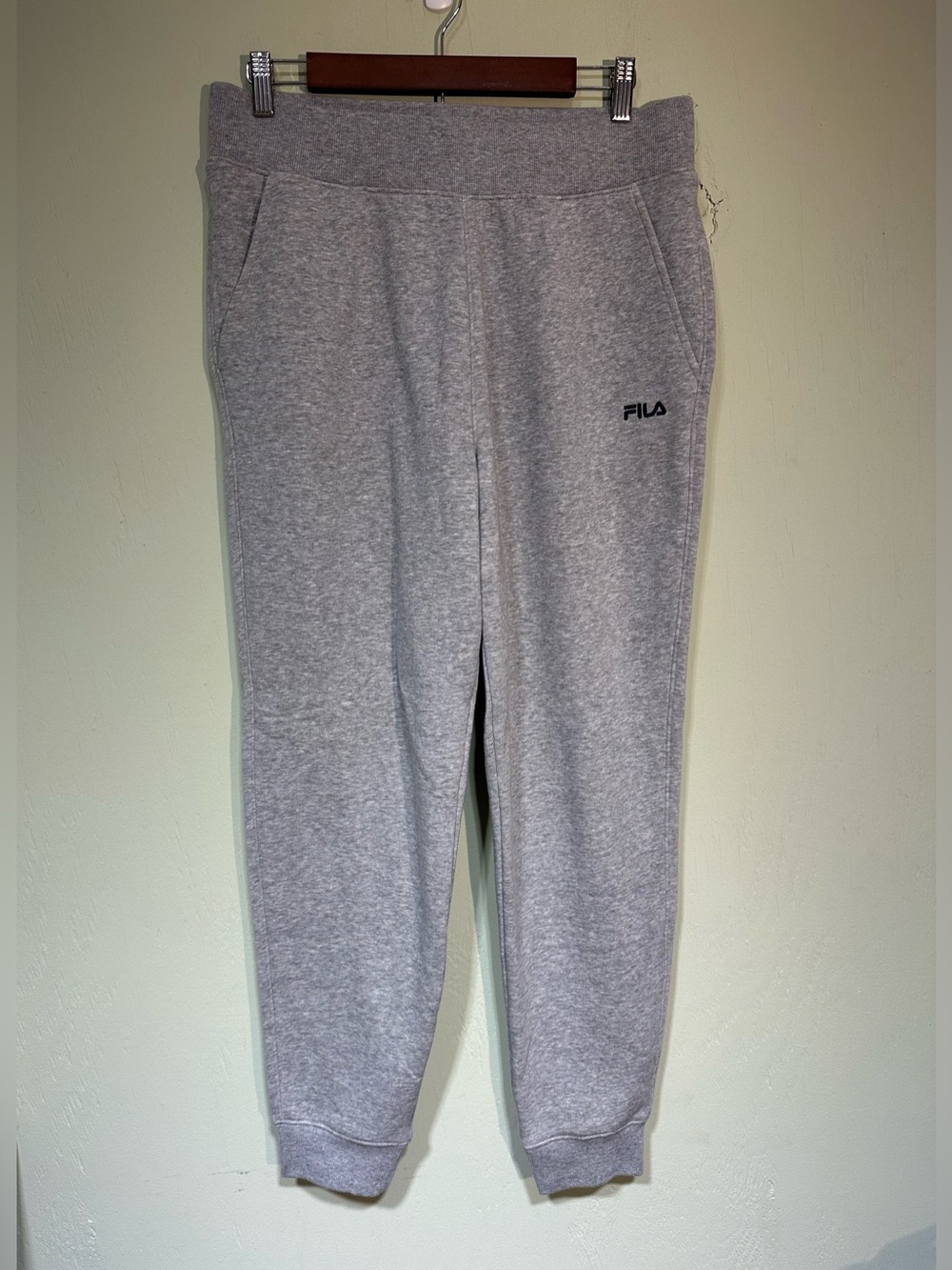 Fila gray pockets ribbed ankle fleece jogger pants women’s size large